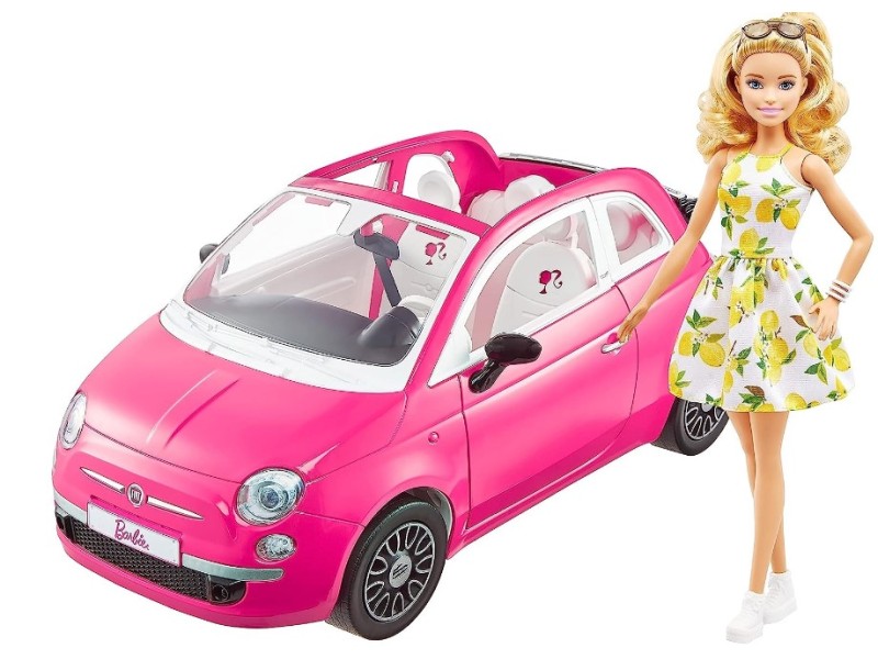 Barbie con auto Fiat 500 